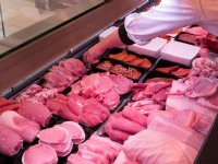 Vleesprijzen EU 3,3 procent hoger dan jaar geleden