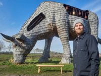 Kunstenaar Hannes Verhoeven is verknocht aan het platteland