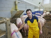 ‘Van elke voerproef bij de varkens steek ik wat nieuws op’