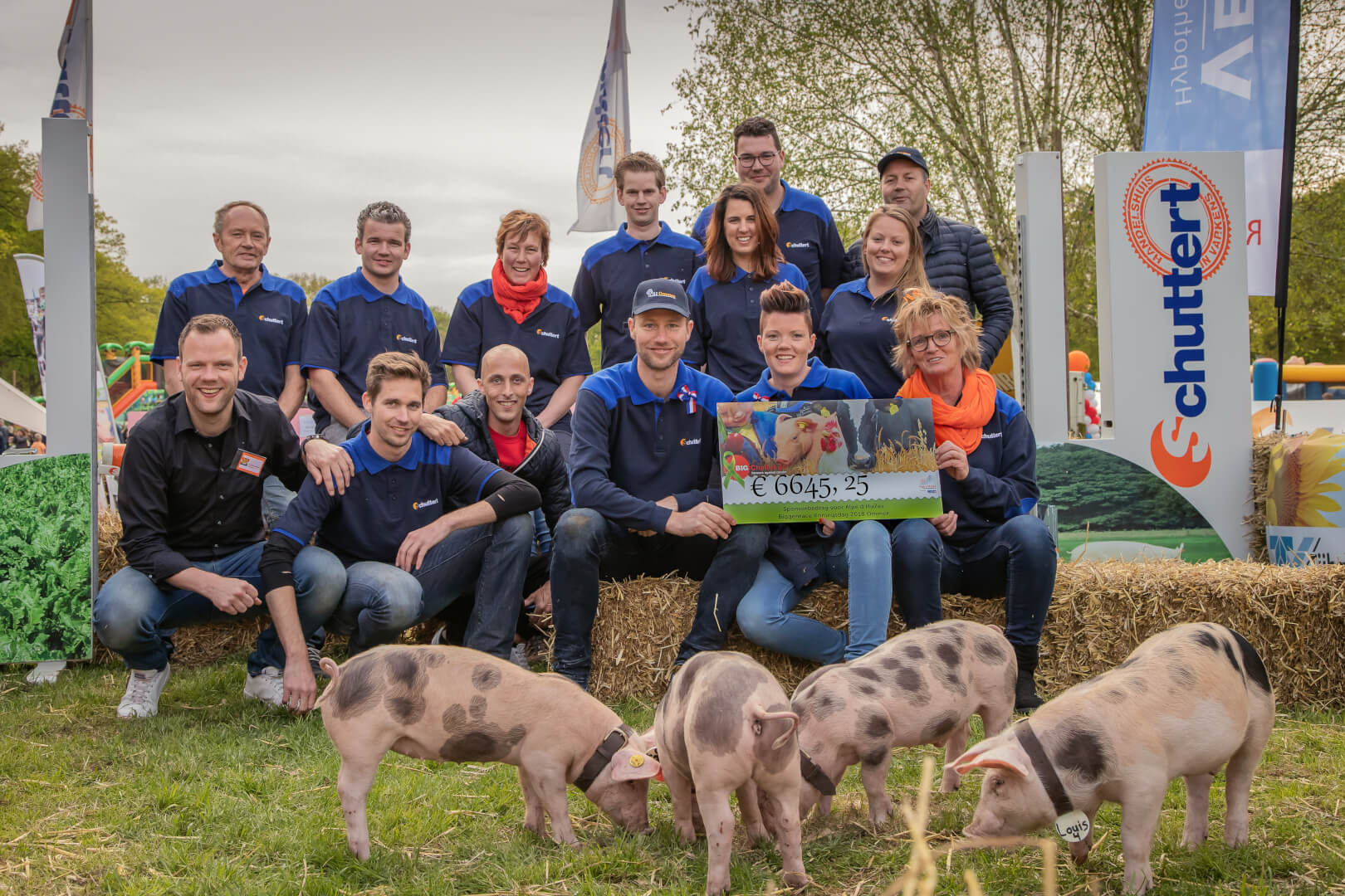 Ommense+biggen+racen+op+Koningsdag