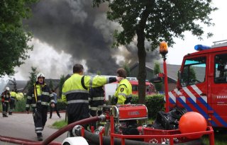 Brandstichting+vermoedelijk+oorzaak+stalbrand+in+Boekel