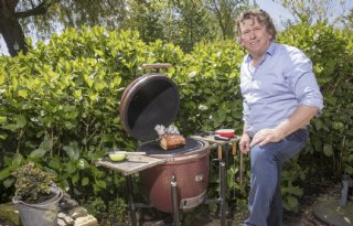 Samen+rond+de+grill+in+april+staat+centraal+in+Duitse+campagne