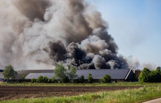 Onderzoek+naar+stalbranden+om+verplichte+keuring+doorgang+te+geven