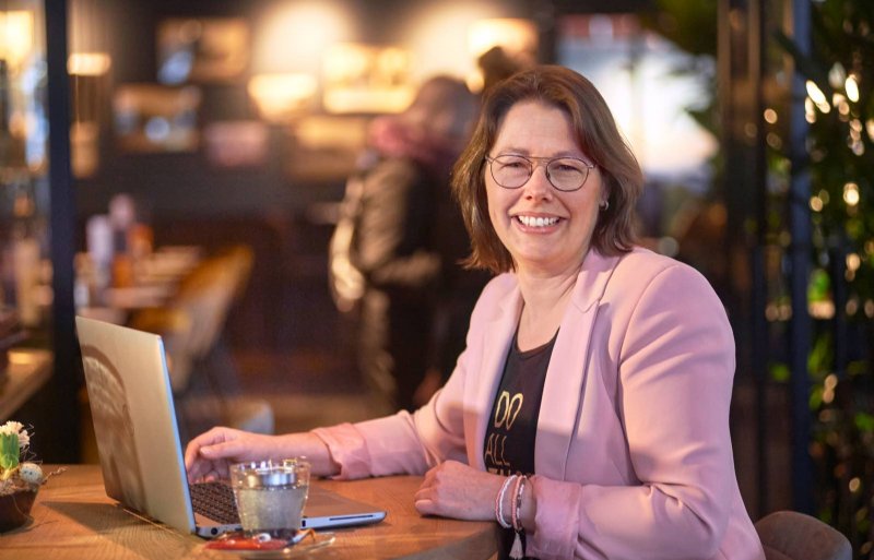 Haar bourgondische inslag komt Anne-Marie van Bussel ook goed van pas in haar werk.