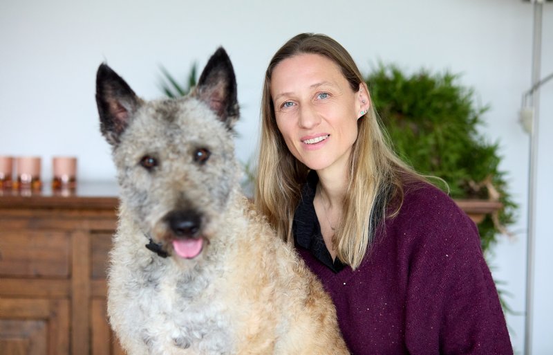 Kaat Goris is freelance dierenarts bij Dierenartsenpraktijk 'Een hart voor pootjes' en werkt als dierenarts-nutritionist voor premixproducent INVE België.