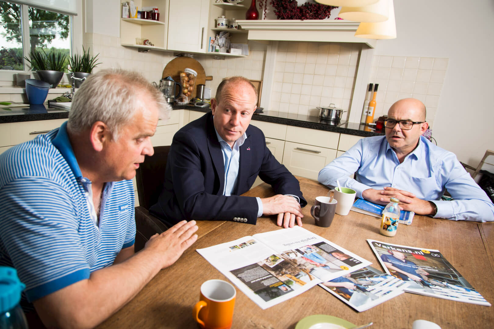 Op de koffie bij?!